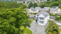 Greenacre - Close to Beaches with Hydropool Spa Hotel dekat Exe Estuary viewpoint