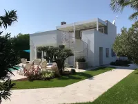 Super Villa with Private Pool in Isola Albarella by Beahost Rentals