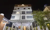 Treebo Royal Palace, Zoo Road Hotels near Triangular Colony Playground