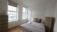 London Edgware Station Apartment Các khách sạn gần Annunciation R C Church