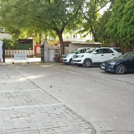 Saraca Hotel Lucknow