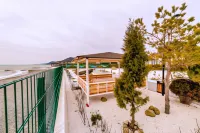 Na Volne Hotel - إطلالة على البحر