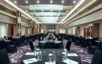 Platinum Hotel Tunjungan Surabaya - 4-Star
