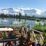 Houseboat Zaindari Palace - con vista montagne