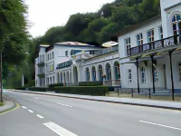 Akzent City-Hotel Kleve Hotels near Barfußpfad Hoch-Elten