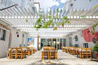 Melissa Gold Coast Hotels in Ormilia