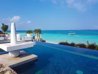 The Aiyana Resort & Spa - С бассейном