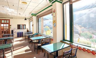 Xanadu Hostel