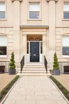 Portland Apartments Hotels in Cheltenham