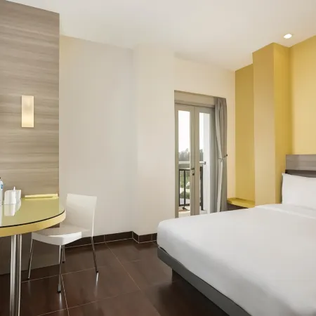 Amaris Hotel Bengkulu Отели в г. Бенгкулу