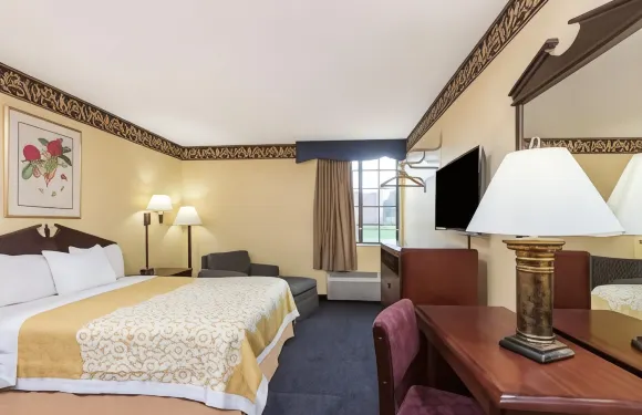 俄亥俄州吉拉德揚斯敦温德姆戴斯套房酒店