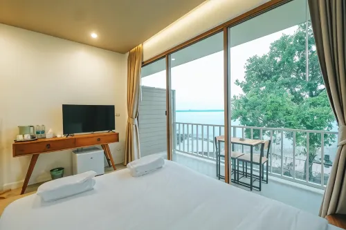 Lake House Naka Cave Hotels in Bueng Khong Long