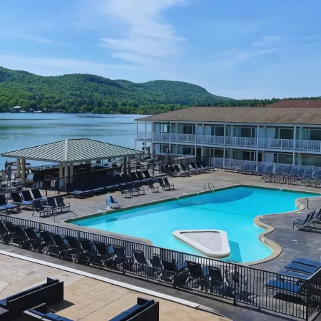 Georgian Lakeside Resort
