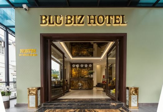 4. 블루비즈 호텔 ..