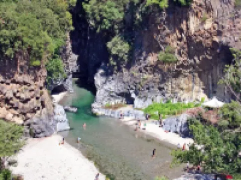 Lg Giarre Apartment in Italy ジャッレのホテル