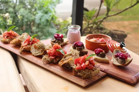 Baisha 35 Homestay Отели рядом с достопримечательностью «Maobitou Park»