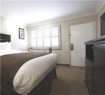 Raincross Hotel Riverside