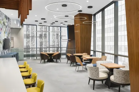 Courtyard New York Downtown Manhattan/Financial District Отели рядом с достопримечательностью «St Elizabeth Ann Seton Shrine»