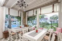 Alkyoni Beach Hotel