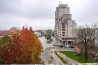 Central Suites Hôtels à : Espargo
