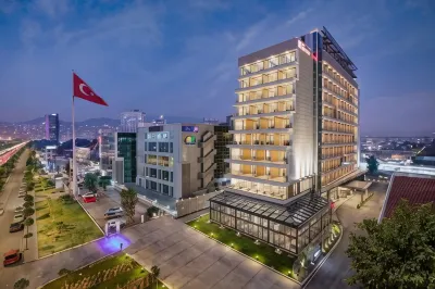 Hilton Garden Inn Izmir Bayrakli Hôtels à : Izmir