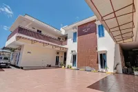 RedDoorz Syariah Near Universitas Islam Riau Siak Hulu住宿飯店