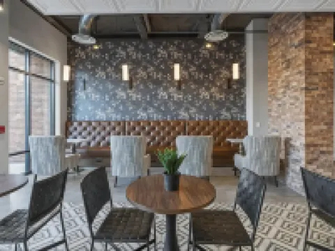 Yugo Guest Suites Hotels in Urbana