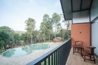 Crystal Kuruva Nature Resort & Spa - Infinity Pools