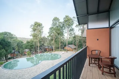 Crystal Kuruva Nature Resort & Spa
