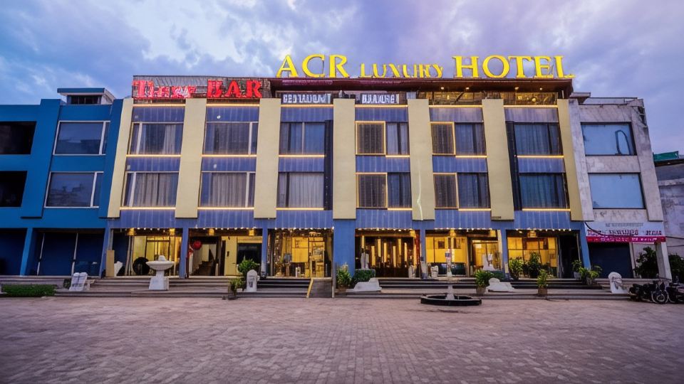 Acr Luxury Hotel