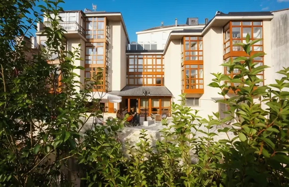 維拉多瓦爾酒店