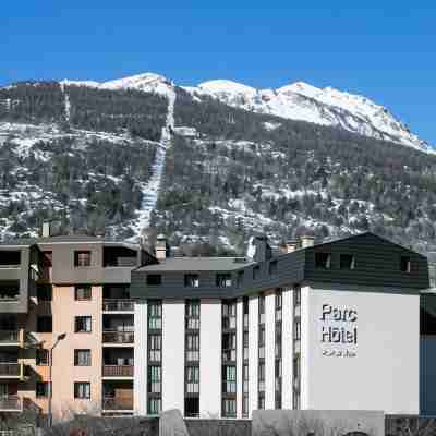 SOWELL HÔTELS Le Parc & SPA Hotel Exterior