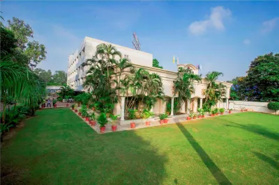 Vits Shalimar, Ankleshwar Hotel in zona Golden Bridge
