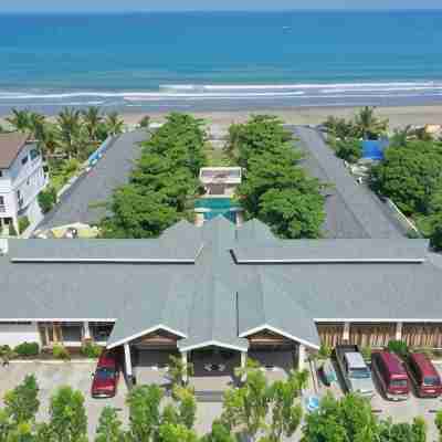 Marand Beach Resort Hotel Exterior