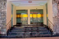 De Peace Hotel and Suites