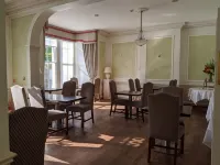 Cotswold Lodge Hotel - breakfast