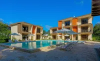 Caribbean Diamond Boutique Hotel - Beach