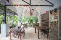The Harmony Resort Hotels in Chom Bueng