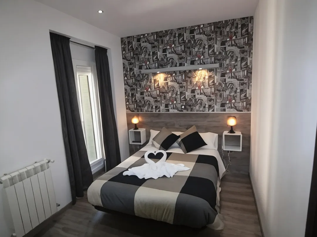 Hostal Mh Fuencarral - Madrid