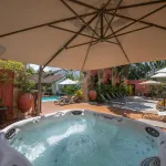 Sandi Hotel - Hot Tub