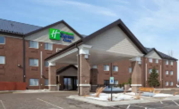 Holiday Inn Express & Suites ST. PAUL - WOODBURY by IHG