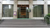 Club Emerald Hotel in zona Index Group