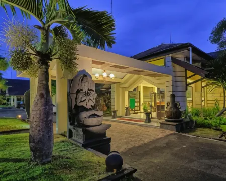 Hotel Montana Dua Malang Hotels in Lowokwaru