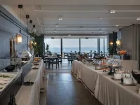 Coral Hotel Athens Hotels in Palaió Fáliro