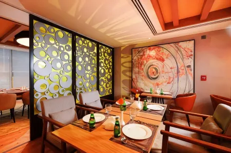 Ramada Encore by Wyndham Al Khobar Corniche Отели в г. Эль-Хубар