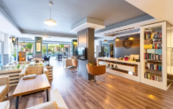 โรงแรม HMA & สวีทส์ โรงแรมในอลันยา