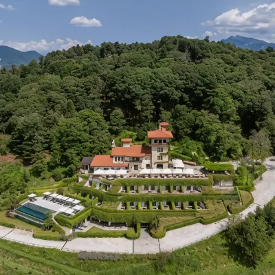 Tenuta de l'Annunziata - Natural Relais Hotels near Broletto