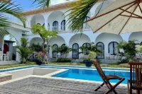 Cove Equatoria Hotel di Curug