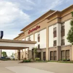 Hampton Inn Shawnee