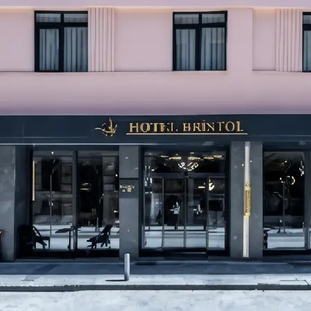 Hotel Bristol Отели рядом с достопримечательностью «Современный Стамбул»